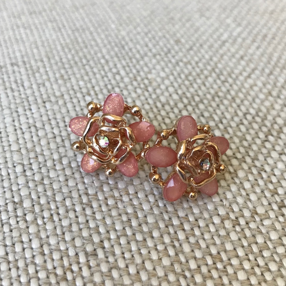Flower earrings